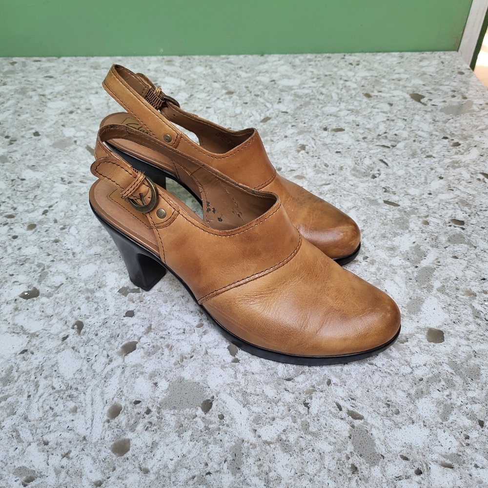 NEW Leather Mule with Strap by Clark Bendables - Size 8 - Picture 2 of 6